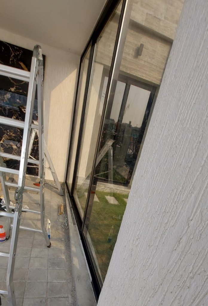 Villa 18 Garage Double Glazing Sliding Door